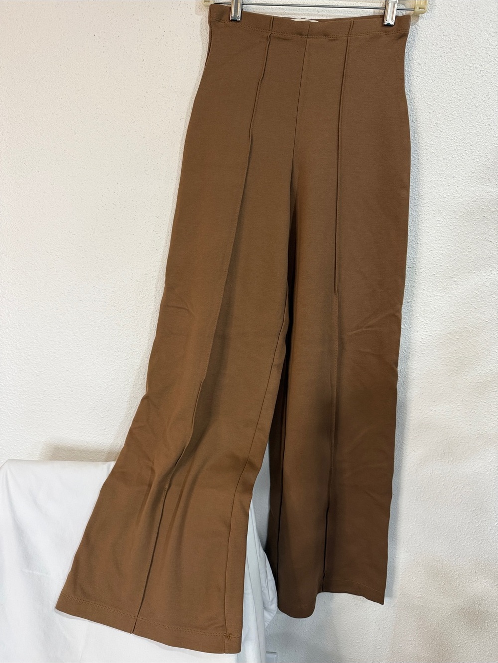 Max Studio Wide-Leg Front-Seam Pants in Brown